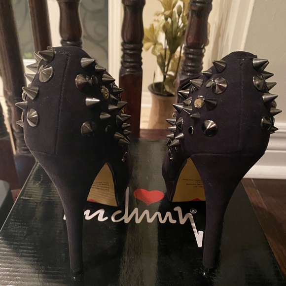 Brand new stylish hot booties - Picture 2 of 5